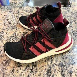 adidas Womens Arkyn 'Mystery Ruby' Womens Sneakers